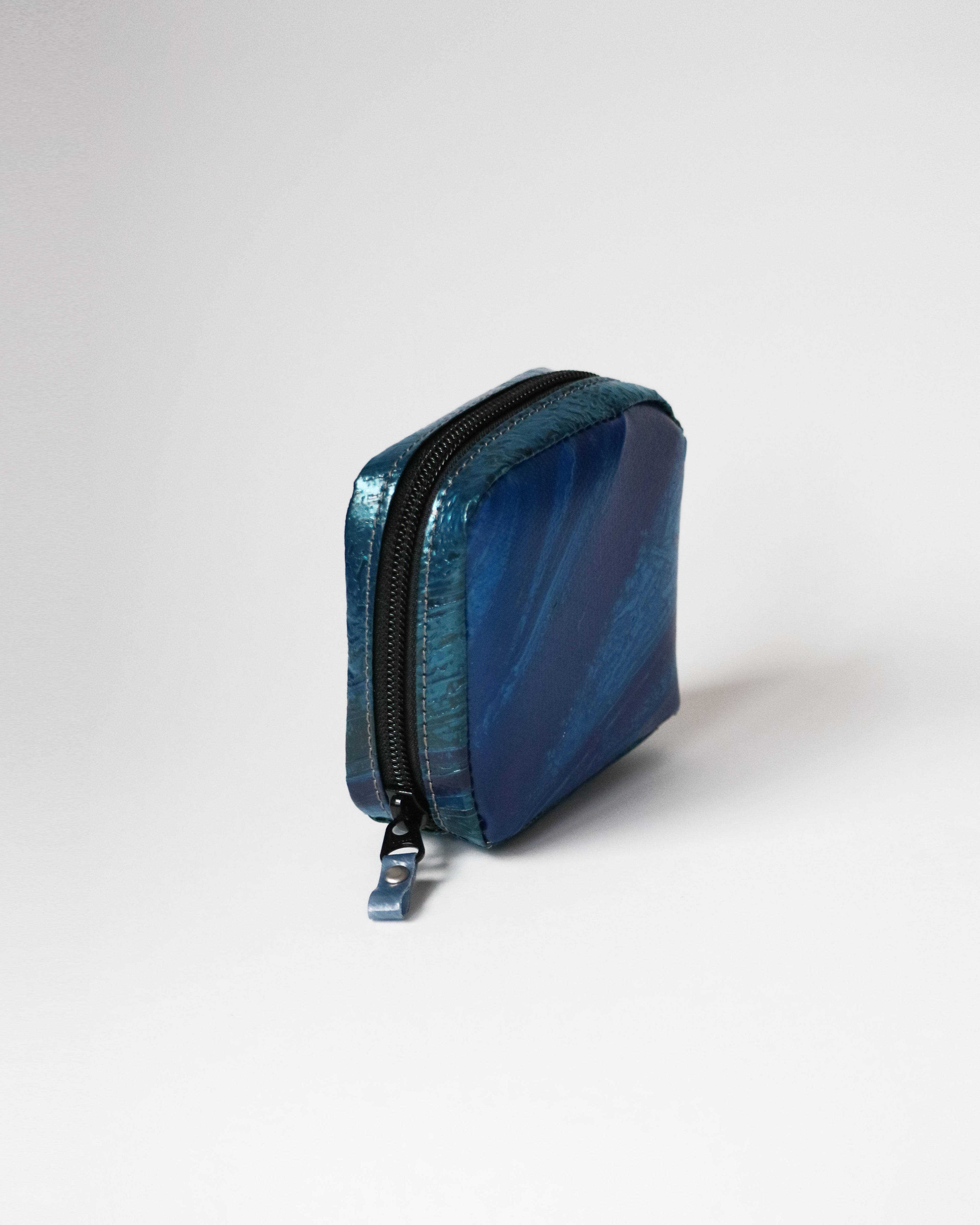 DROPS POUCH 04