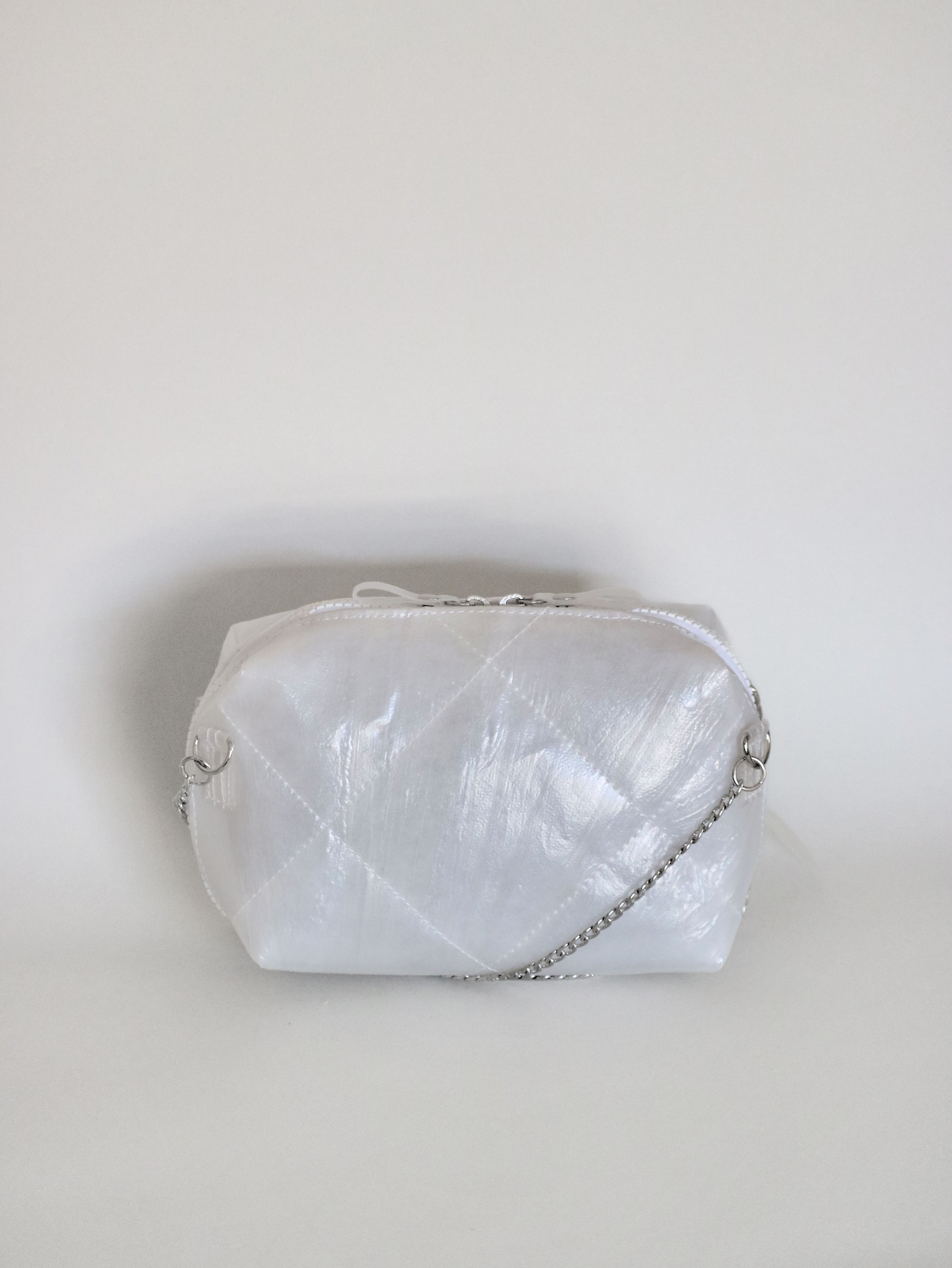 QUILTED SHOULDER BAG